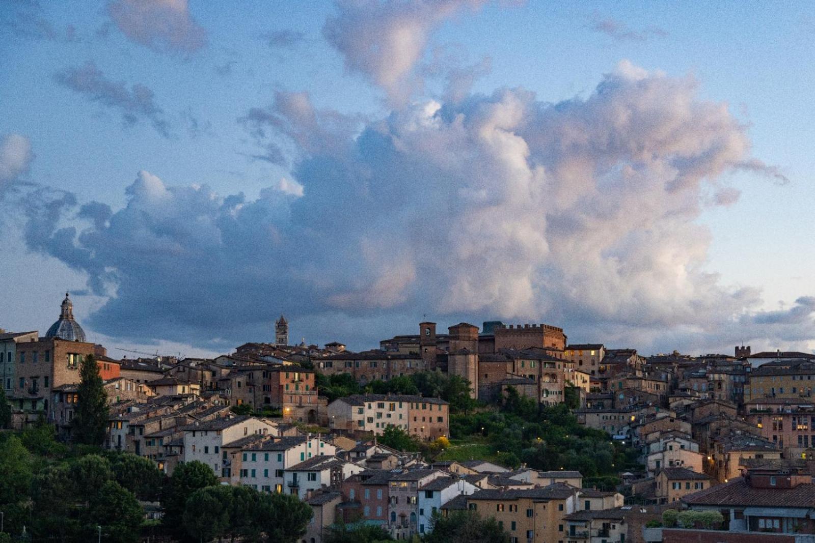 Attico San Francesco Leilighet Siena Eksteriør bilde